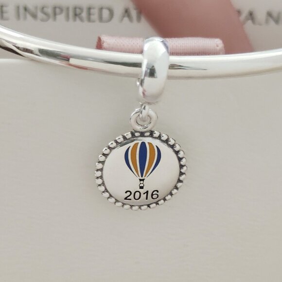 Pandora 2016 World Hot Air Balloon Exclusive Dangle Charm with box - Picture 3 of 7
